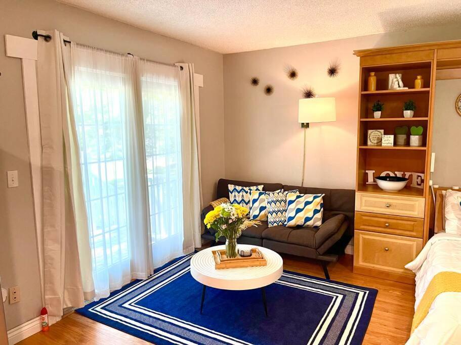 Town & Country Hideaway - 1Br/1Ba, 20 Min Famu/Fsu Appartement Tallahassee Buitenkant foto